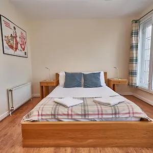 Castle Apartment EDI