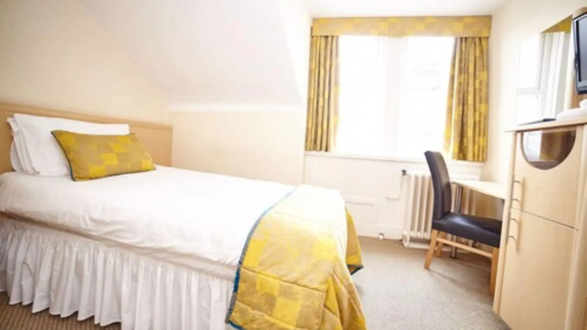 The Station Hotel Aberdeen 3*,
